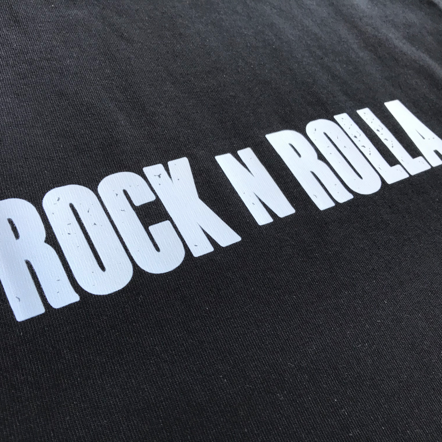 ROCK N ROLLA